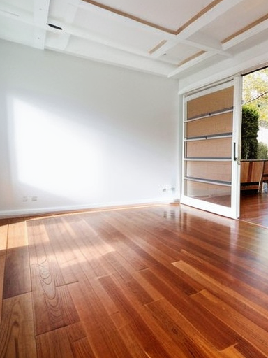 caption-lineart__l0.8