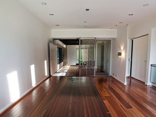 caption-lineart__l1.0